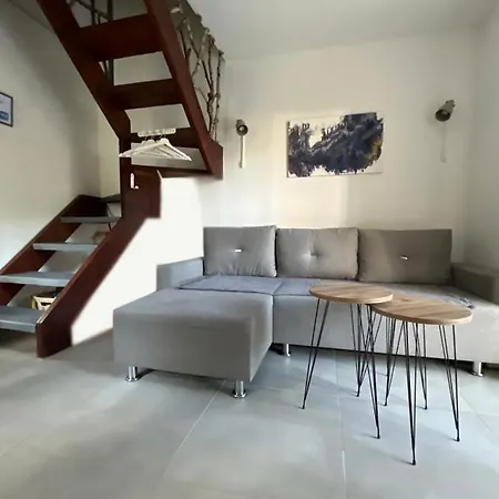 Sumska Kucica Centar Divcibare
