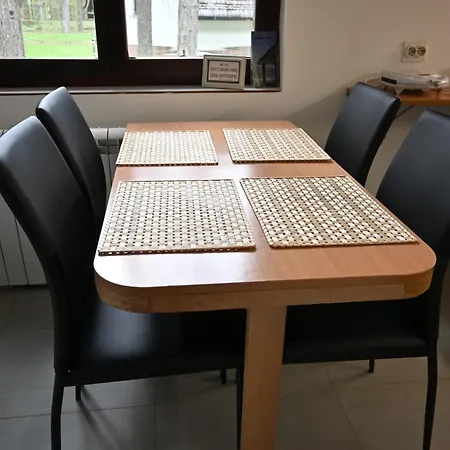 Sumska Kucica Centar Holiday home *