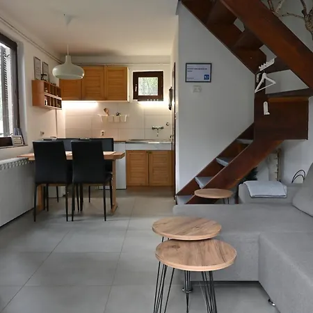 Sumska Kucica Centar Holiday home Divcibare
